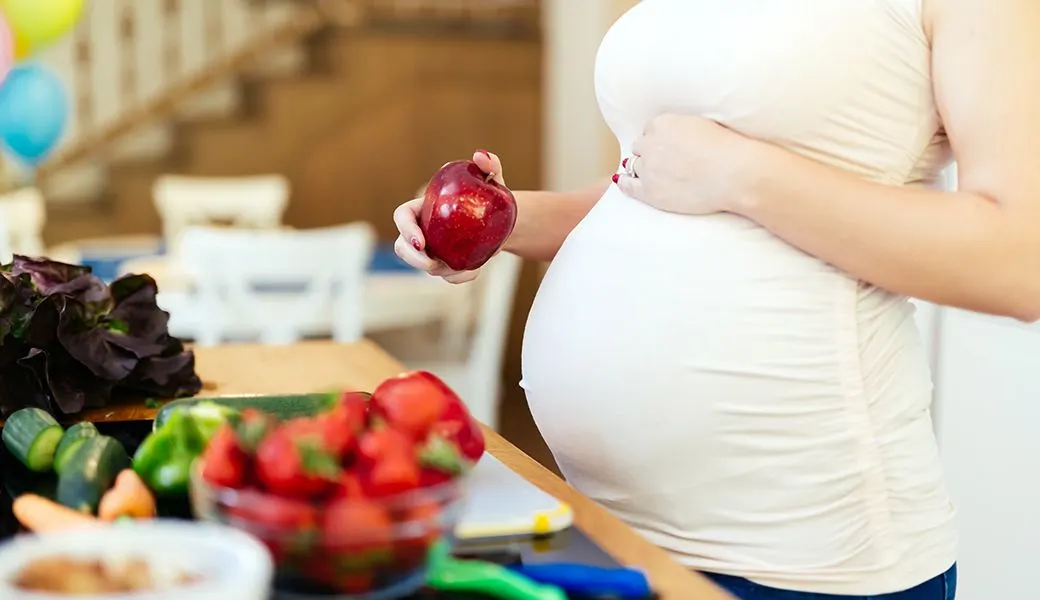 Pregnancy diet foods for healthy mother and baby